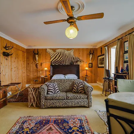 The Quay House, Holiday home *